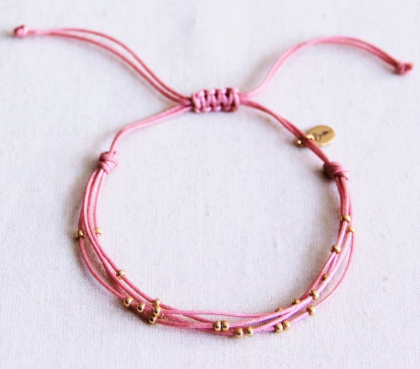 Viervoudige satijnen armband in Roze of Mint