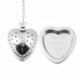 Thee -ei hartjesvorm met uitlekschaaltje