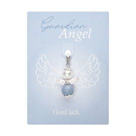 Beschermengel bedeltjes op cadeaukaartje