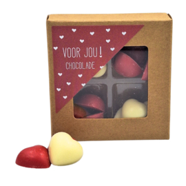 Brievenbus cadeau relax pakket | thee, kaarsjes en chocolade