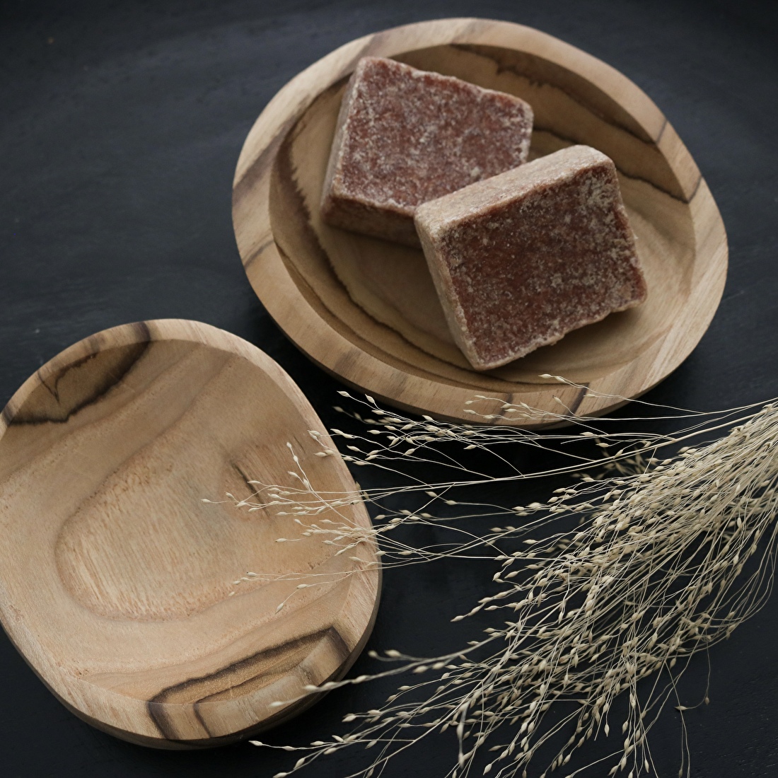 Natuurlijke amberblokjes, aromatische geurblokjes voor huisparfum, duurzame geurbeleving, handgemaakte amberblokjes, ambachtelijke geurproducten