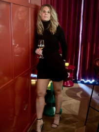 Alexia Short Zwart