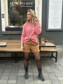 Lexa short camel