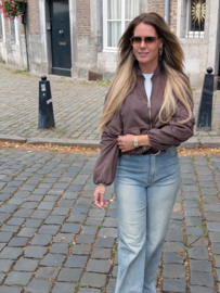 Suèdine Bomber