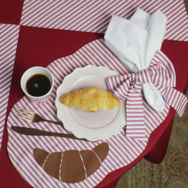 Croissant je t'aime table linen