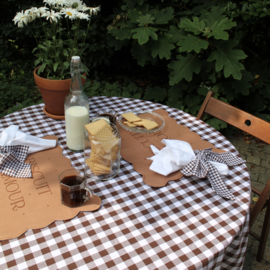 Mon Chou table linen brun