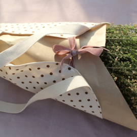 Fleurs de la Mer Bouquet bag