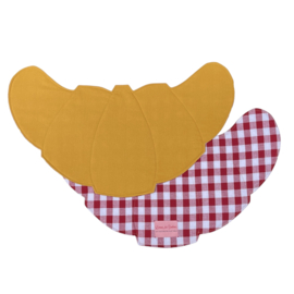 Amour Croissant placemat rouge