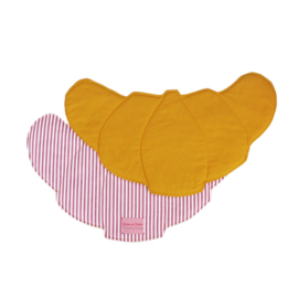 Croissant je t'aime placemat pink