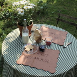 Biscuit L'amour table linen vert