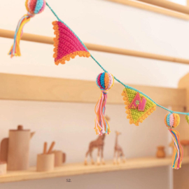 Hangers & Slingers - Margriet de Muinck