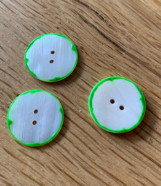 knopen in schelp look groen (3stuks) 20mm