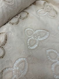 Katoen broderie - off white