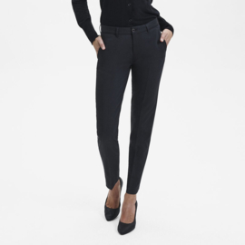 LADIES CLASSIC TRAVELLER TROUSERS IN MODERN FIT