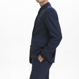 MEN’S TRAVELLER BLAZER IN MODERN FIT DARK BLUE