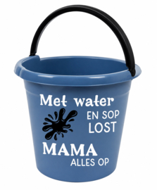 Met water en sop mama