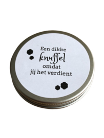 Een dikke knuffel (Zwart/Wit)