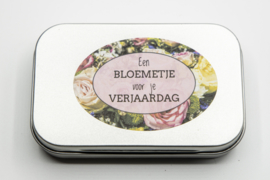 Een bloemetje voor je verjaardag