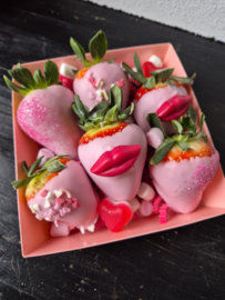 Chocolate strawberries