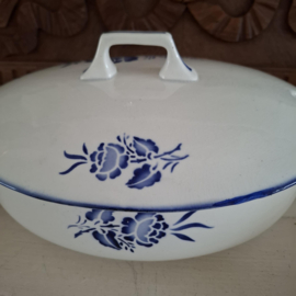 Prachtige oude brocante ovale soupiere/dekschaal