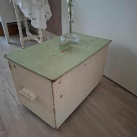 Brocante/vintage broodkist/brooddoos