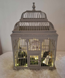 Houten vogelkooi