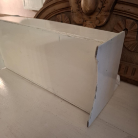 Brocante/vintage oud wit poppenbedje