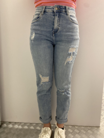 destroyed mom fit jeans