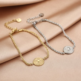 Gouden armband rond hart