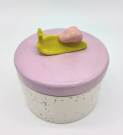 Bakje klein confetti/ lila met slak roze