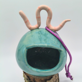 Voerhuis blauw met worm