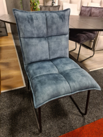 Eetkamerstoel Softchair velvet blauw uitzoeken assorti per 4 - 298eu of per 6 - 450eu