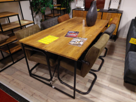 Eethoek Civo ( set van 6 ) zonder tafel 179eu pst nu van 1074,- voor 699,-