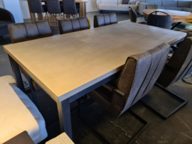 Eettafel 180x90x79 cm betonlook De laatste op=op
