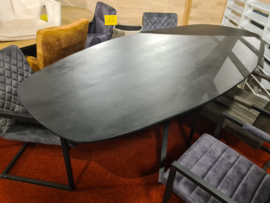 Eettafel Oslo deens ovaal 230x110x77cm