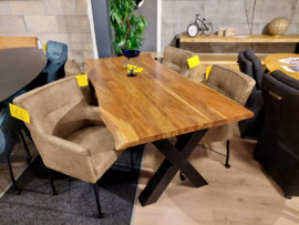 Eethoek London Deluxe ( 4 stoelen a 349eu pst ) zonder tafel nu van 1396eu voor 795eu