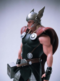 Thor Figurine Marvel Museum Collection Now 1/10 Scale (21cm)