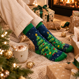 Kerstcadeautje met gekke kerstsokken