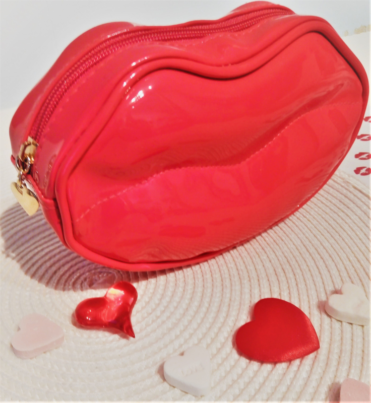 Valentijn | Rode lippen make up tas