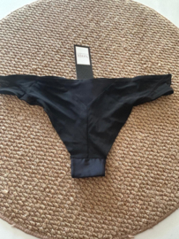 Hunkemöller Noir Mesh Essentials Brasilian Caviar M
