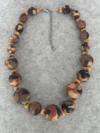 Houten statement ketting bruin zwart grote kralen 56 cm