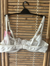 Hunkemöller Maya Bh Off White 85B