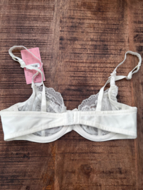 Hunkemöller Maya Bh Off White 70C