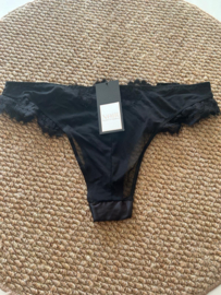 Hunkemöller Noir Hannako Brasilian Caviar M