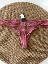 Hunkemöller Noir Cecile String Mesa Rose XL