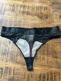 Hunkemöller Cleo String Caviar XL