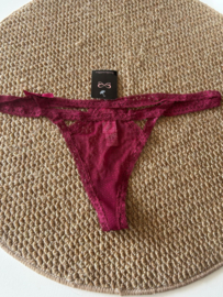 Hunkemöller Itzel String Deep Cherry Berry XL