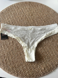 Hunkemöller Zora Regular Brasilian Snow White XL