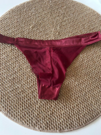 Hunkemöller Noir Nula Brasilian Cabernet XL