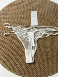Hunkemöller Amala String Snow White L